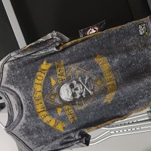 Affliction Men's T-shirt Large NWT
